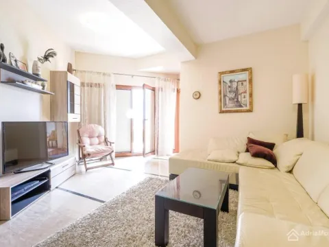 Sale, three bedroom apartment, 158m², Igalo, Herceg Novi - image 4