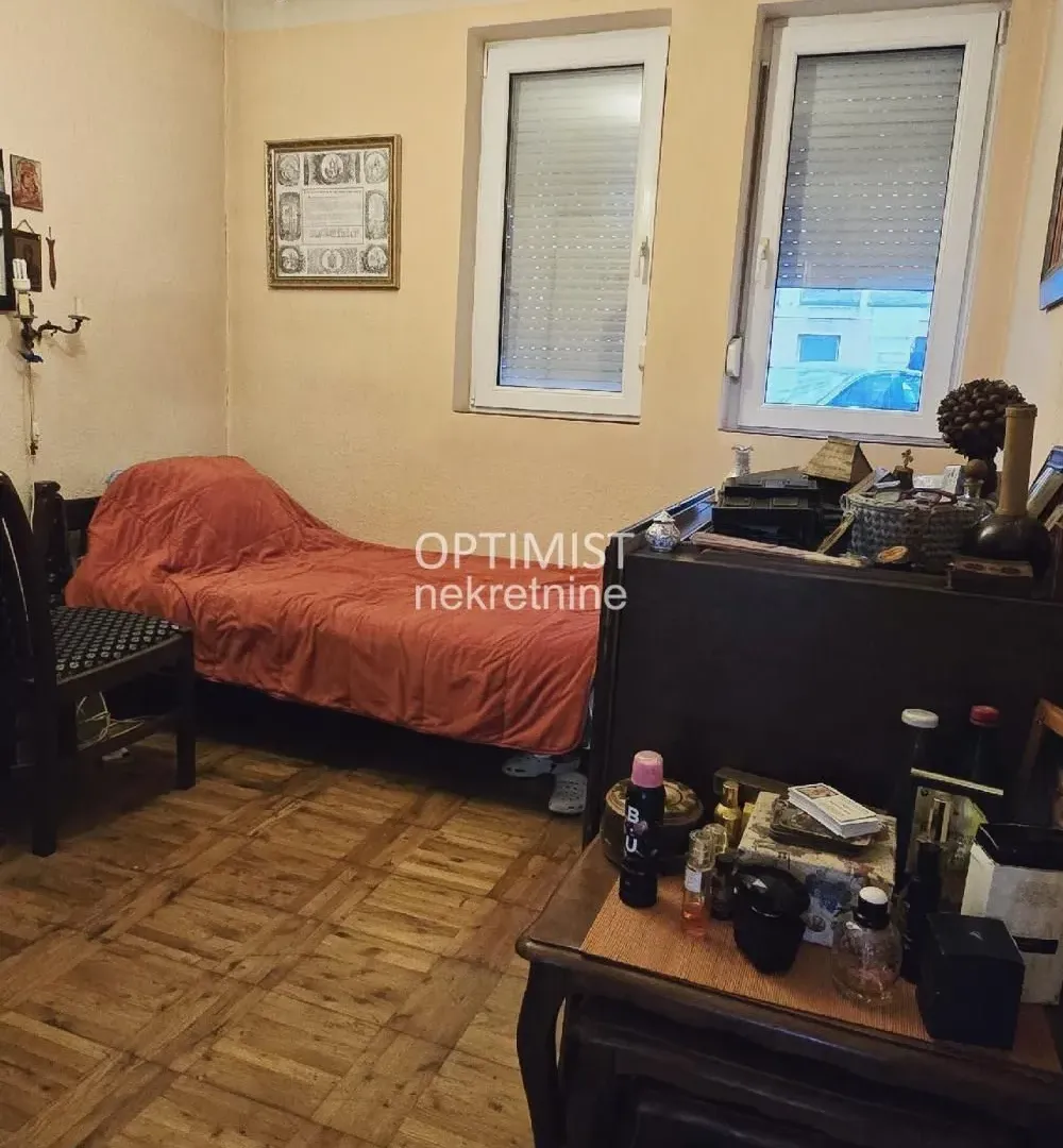 Prodaja, trosoban stan, 64m², Karaburma, Palilula Sve Podlokacije