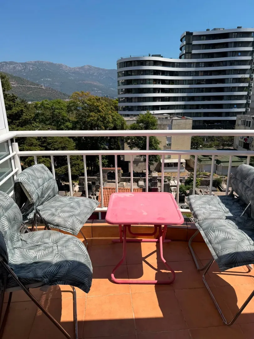 Rent, two bedroom apartment, 60m², Gospoština, Budva