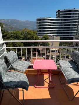 Rent, two bedroom apartment, 60m², Gospoština, Budva - image 10