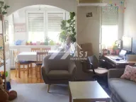 Izdavanje, trosoban stan, 62m², Socijalno, Novi Sad Sve Podlokacije - image 1