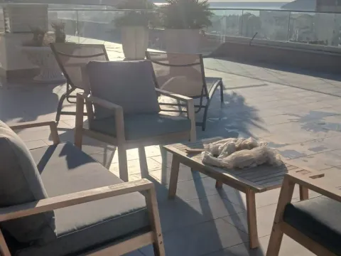 Prodaja, jednosoban stan, 170m², Budva, Crna Gora - image 11