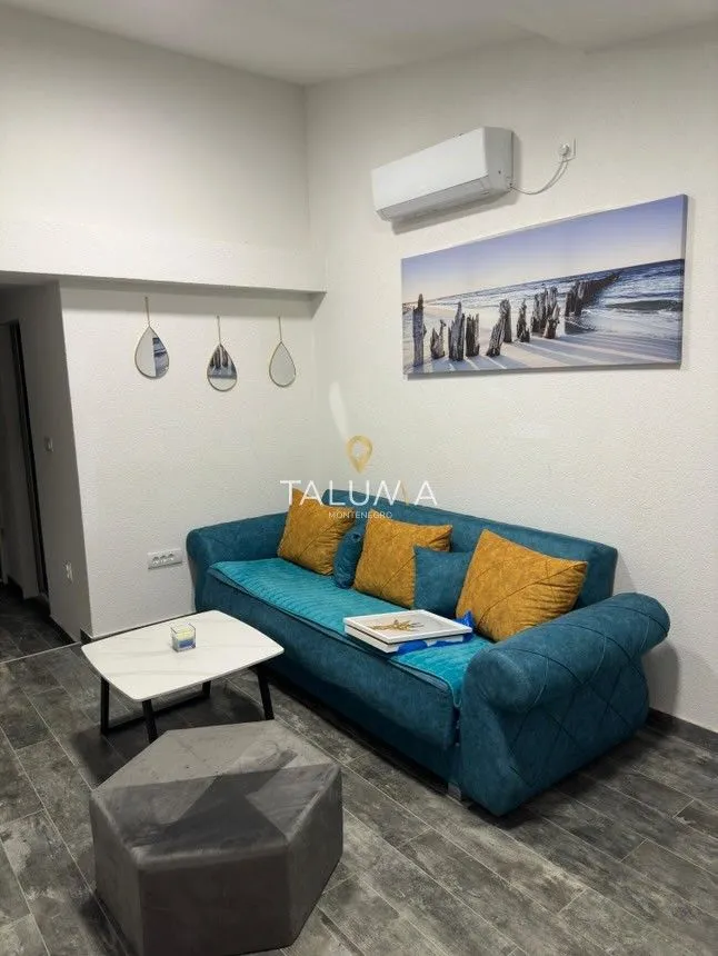 Izdavanje, kuća, 33m², Tološi, Podgorica