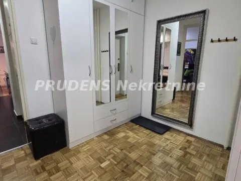 Izdavanje, dvosoban stan, 64m², Crveni Krst, Beograd - image 17