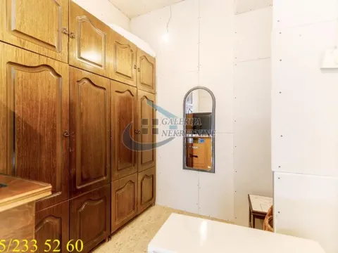 Sale, two bedroom apartment, 86m², Kalenić Pijaca, Vračar Sve Podlokacije - image 14