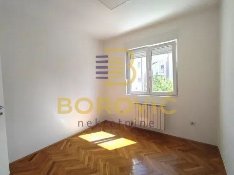 Sale, four bedroom apartment, 117m², Savski Venac, Beograd - image 10
