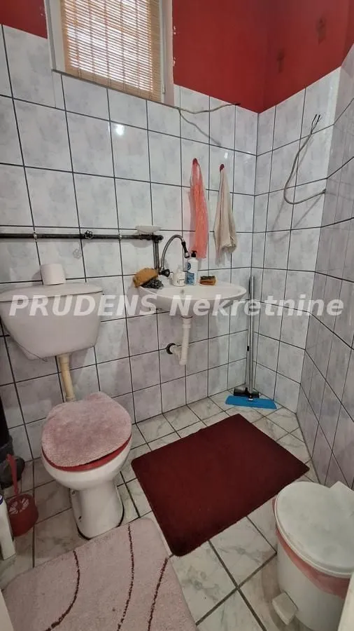 Izdavanje, poslovni prostor, 39m², Voždovac Sve Podlokacije, Beograd