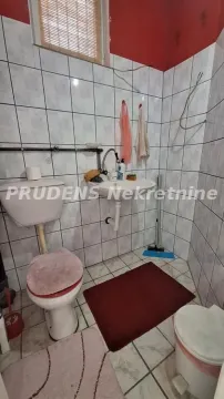 Izdavanje, poslovni prostor, 39m², Voždovac Sve Podlokacije, Beograd - image 4