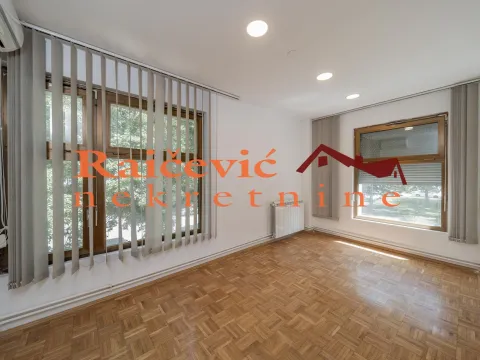 Rent, office space, 195m², Savski Venac, Beograd - image 16
