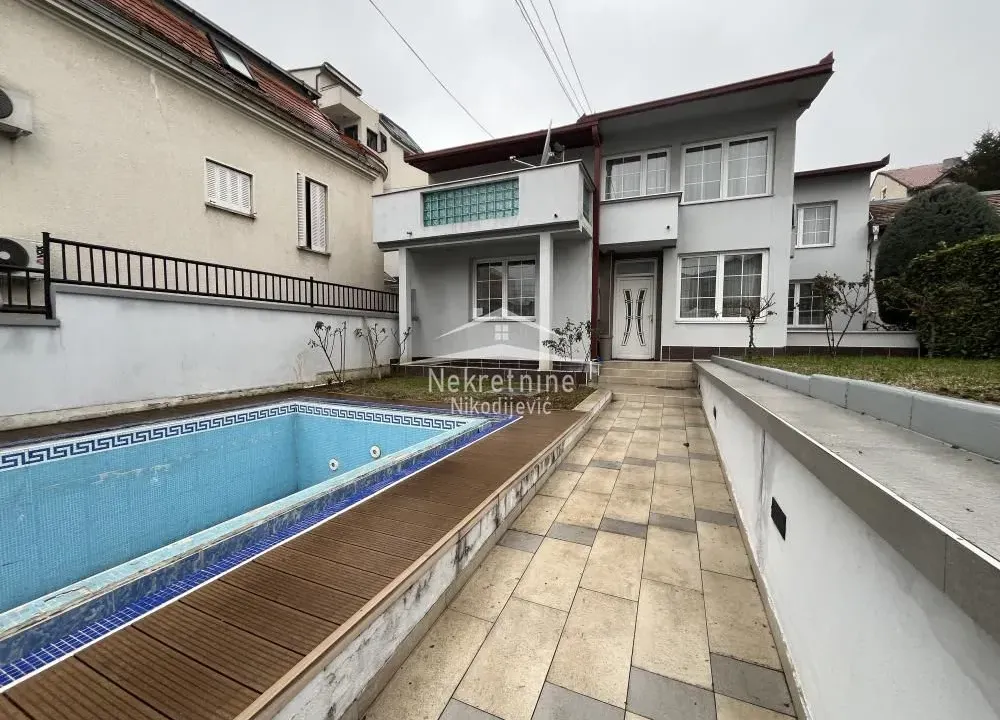 Izdavanje, kuća, 220m², Savski Venac, Beograd