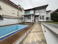 Izdavanje, kuća, 220m², Savski Venac, Beograd - image 1