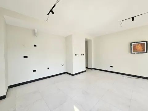 Prodaja, dvosoban stan, 71m², Vezirov Most, Podgorica - image 2