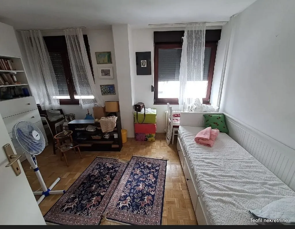 Sale, three bedroom apartment, 85m², Novi Beograd Blok 72, Novi Beograd Sve Podlokacije
