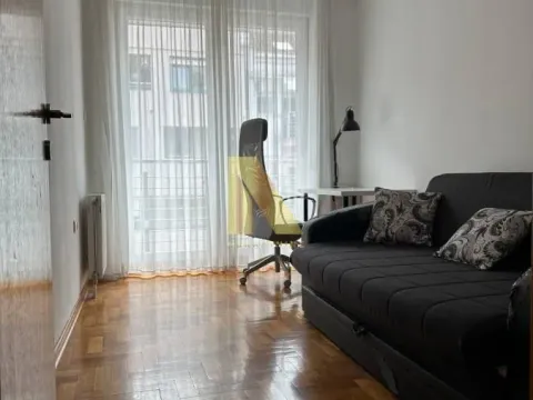 Izdavanje, četvorosoban stan, 77m², Rotkvarija, Novi Sad Sve Podlokacije - image 9