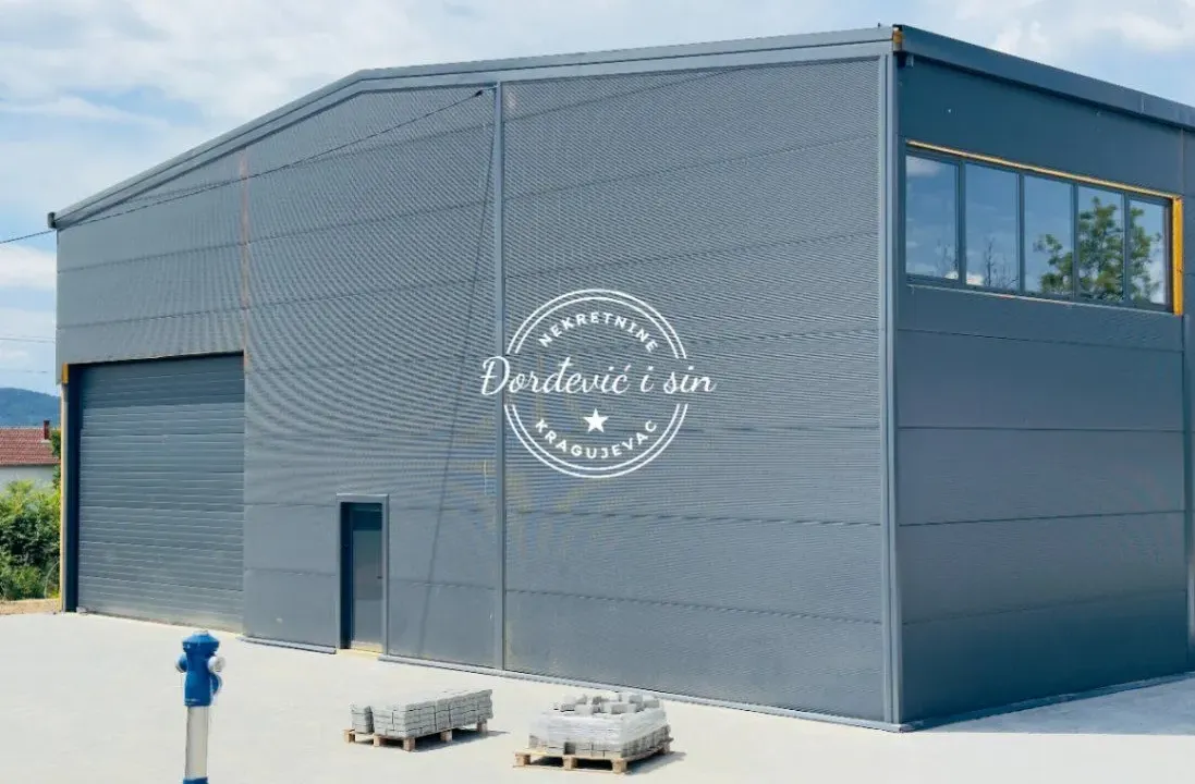 Izdavanje, poslovni prostor, 540m², Desimirovac, Kragujevac