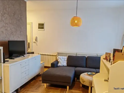 Sale, one bedroom apartment, 34m², Severni Bulevar, Zvezdara Sve Podlokacije - image 3