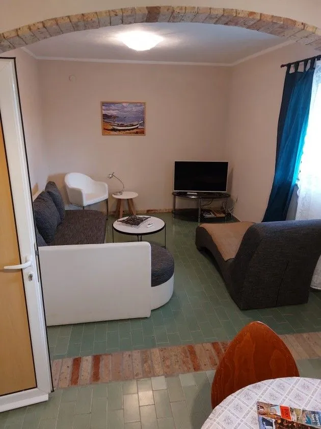 Prodaja, stan, 100m², Tivat, Crna Gora