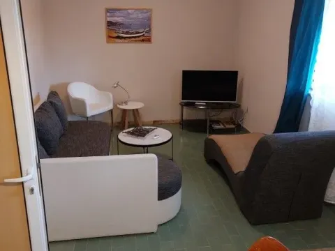 Prodaja, stan, 100m², Tivat, Crna Gora - image 9