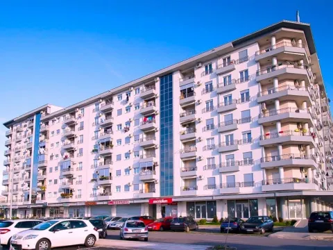 Prodaja, poslovni prostor, 67m², Tuški Put, Podgorica