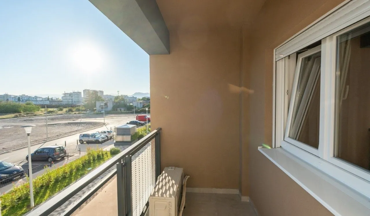 Prodaja, jednosoban stan, 46m², Stari Aerodrom, Podgorica