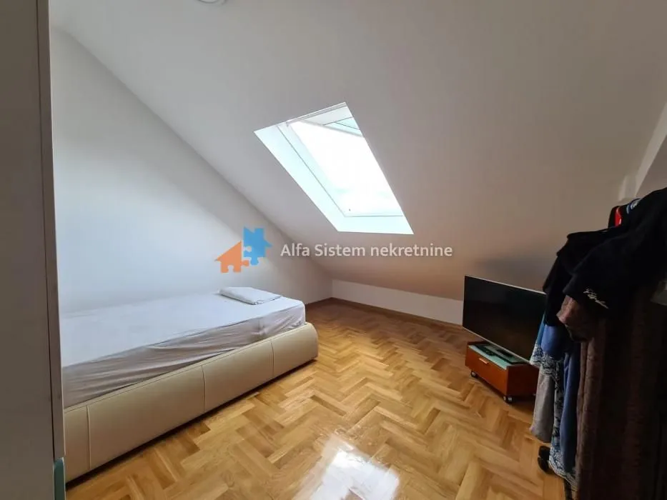 Rent, four bedroom apartment, 112m², Autokomanda, Voždovac Sve Podlokacije