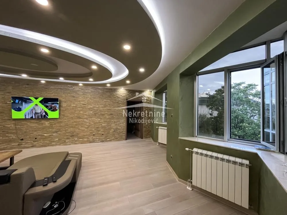 Izdavanje, stan, 154m², Filmski Grad, Beograd