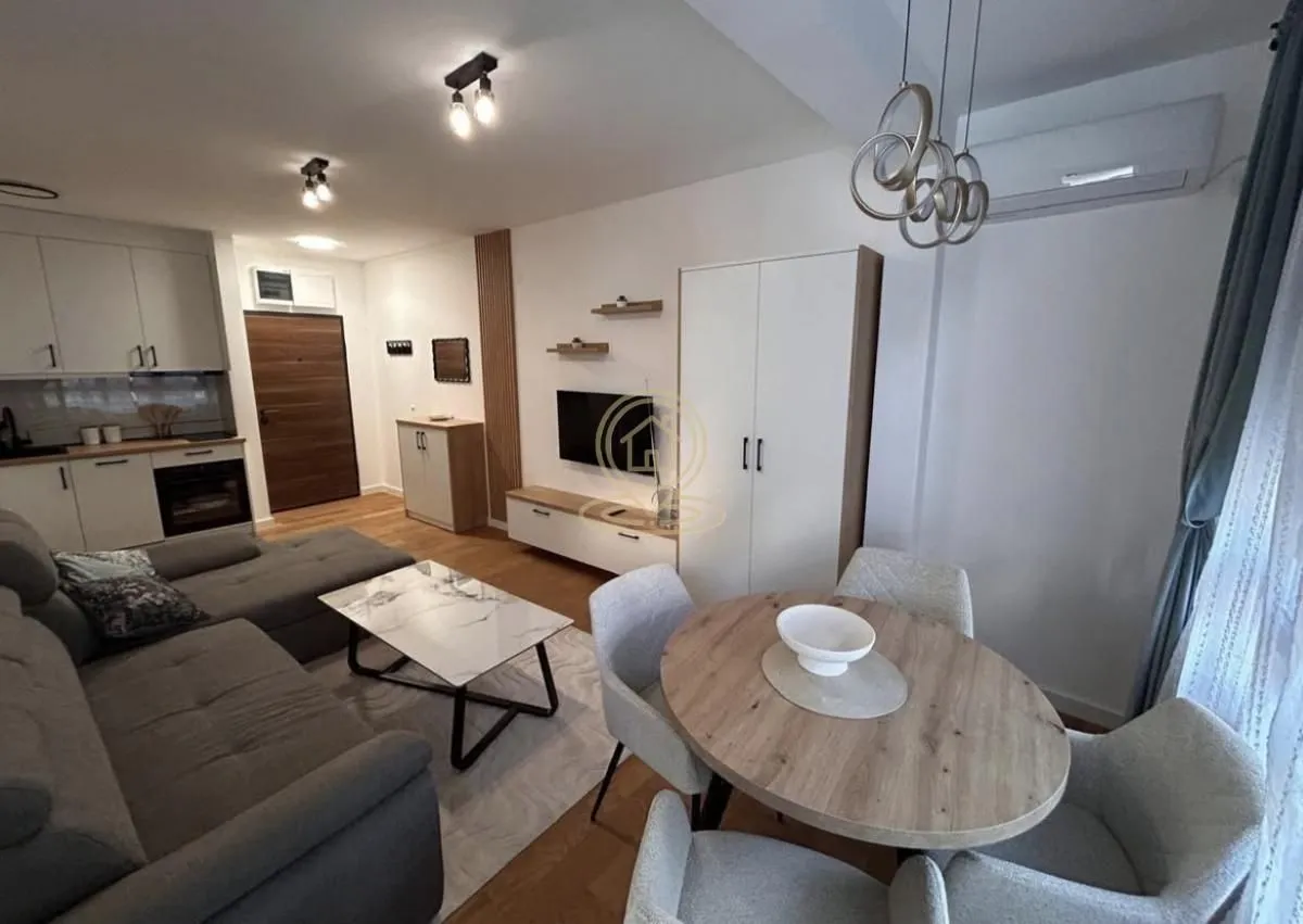 Rent, two bedroom apartment, 42m², Lekino Brdo, Voždovac Sve Podlokacije
