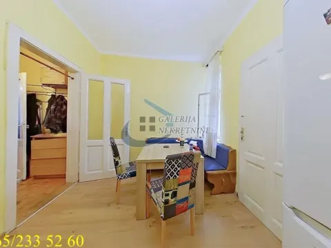 Sale, four bedroom apartment, 104m², Stari Grad, Beograd - image 4