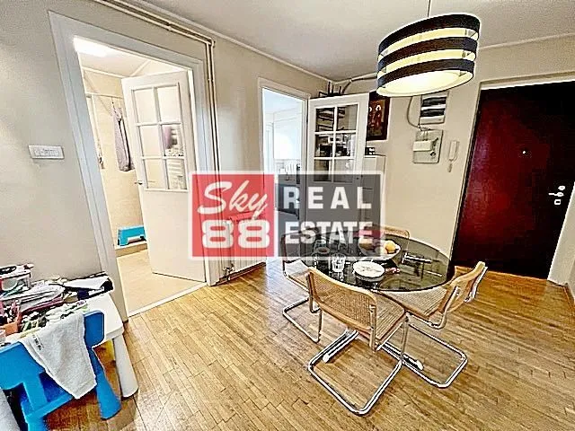 Prodaja, dvosoban stan, 68m², Kalenić Pijaca, Vračar Sve Podlokacije