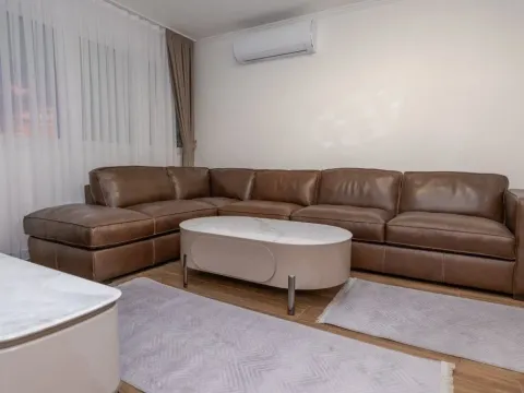 Izdavanje, stan, 100m², Podgorica, Crna Gora - image 11