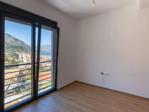 Prodaja, kuća, 160m², Škaljari, Kotor - image 30