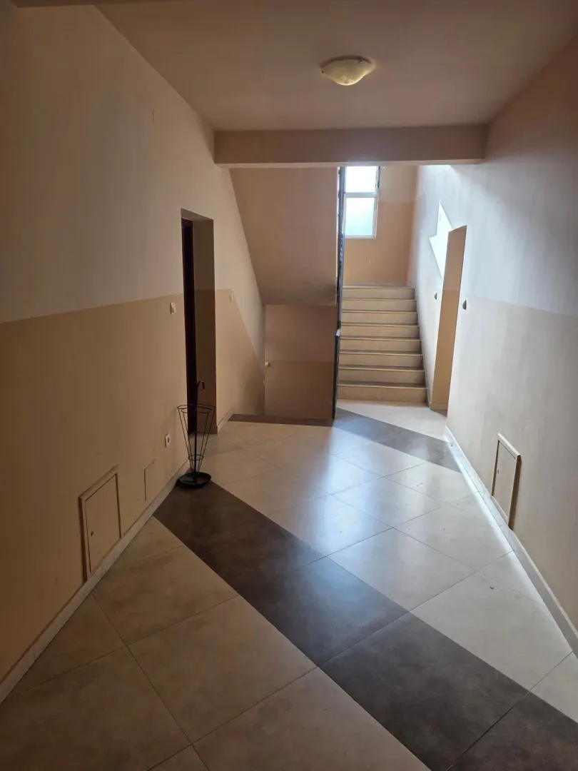 Rent, two bedroom apartment, 69m², Stari Aerodrom, Podgorica