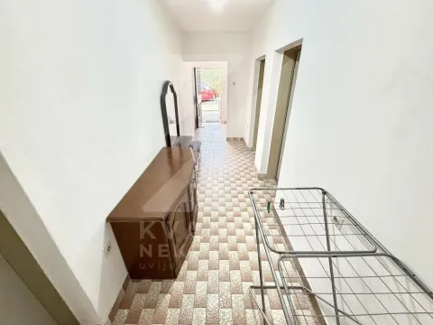 Izdavanje, dvosoban stan, 70m², Konik, Podgorica - image 4