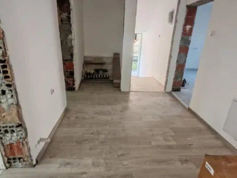 Sale, three bedroom apartment, 98m², Čalije, Niš - image 7