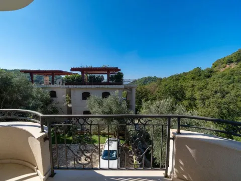 Sale, apartment, 86m², Petrovac, Budva - image 5