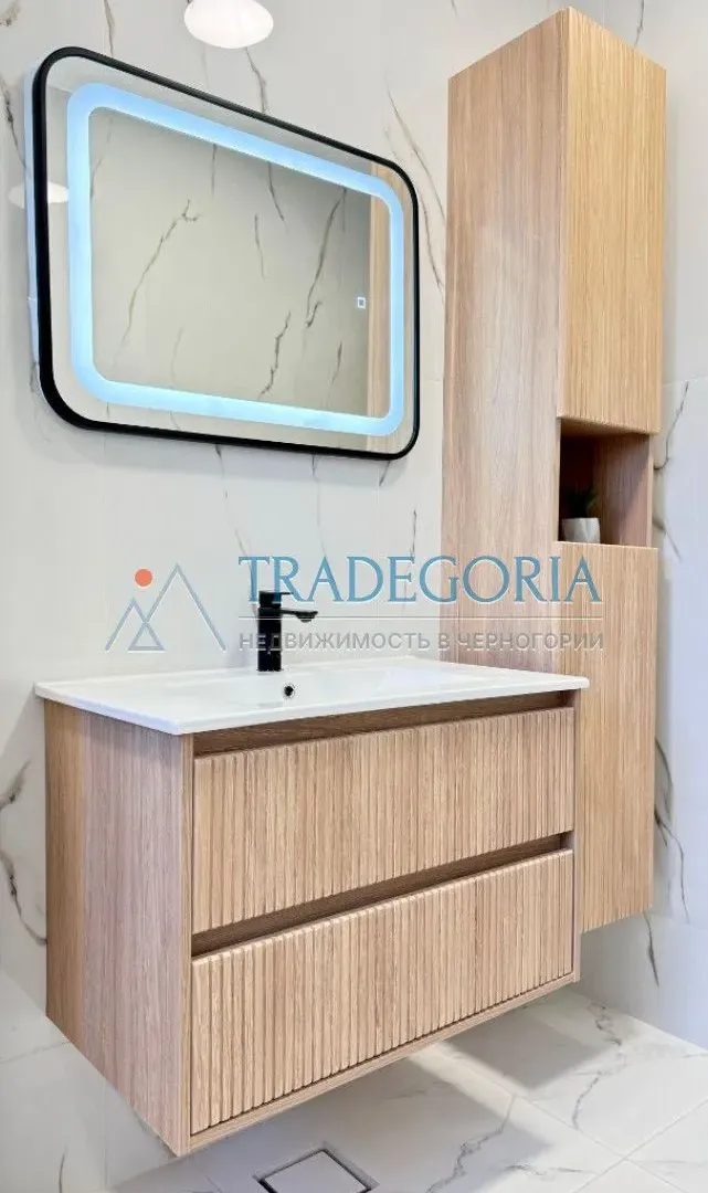 Prodaja, dvosoban stan, 105m², Bar, Crna Gora