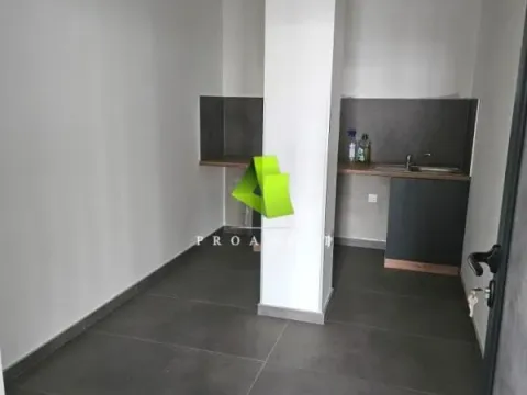 Izdavanje, poslovni prostor, 700m², Medijana, Niš - image 14