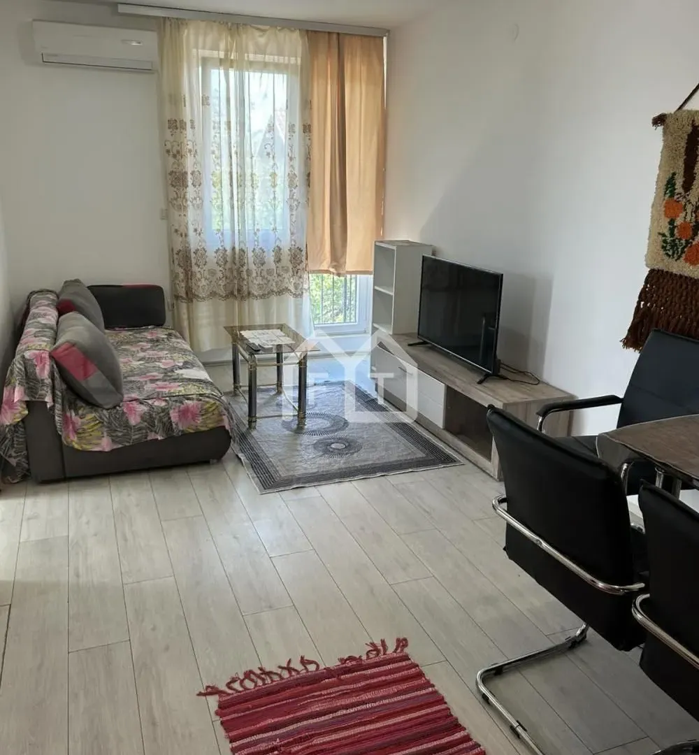 Rent, one bedroom apartment, 50m², Borča 1, Borča Sve Podlokacije