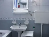 Izdavanje, jednosoban stan, 50m², Stari Aerodrom, Podgorica - image 2