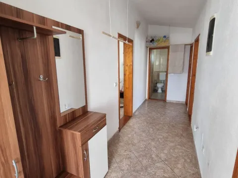 Rent, house, 100m², Polje, Bar - image 9