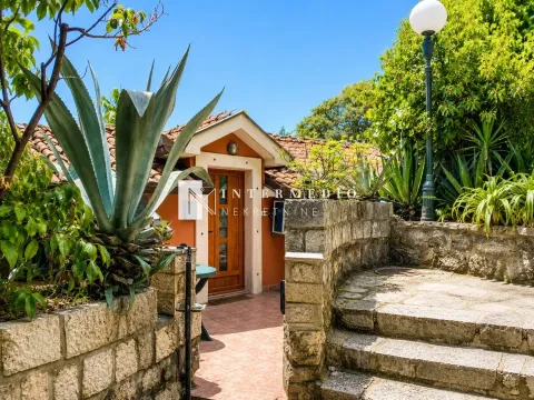 Prodaja, jednosoban stan, 34m², Centar, Herceg Novi - image 7