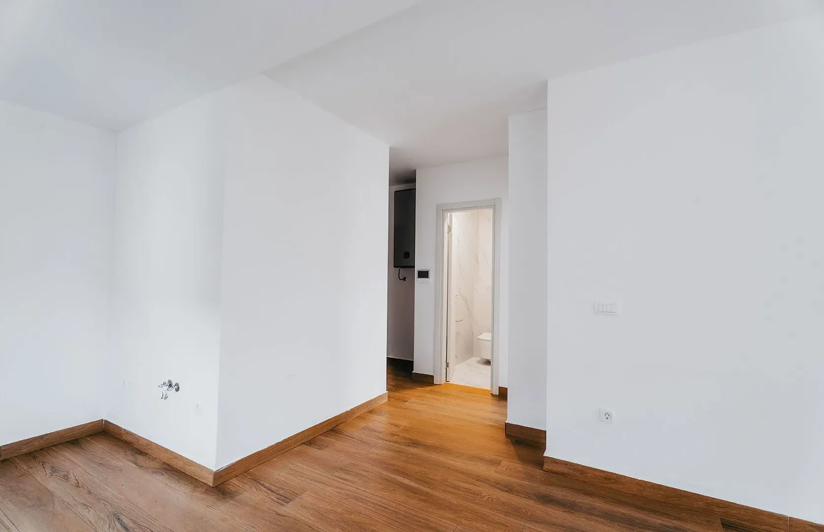 Izdavanje, ugostiteljski objekat, 1600m², Budva, Crna Gora