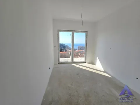 Prodaja, dvosoban stan, 75m², Petrovac, Budva - image 13