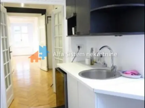 Izdavanje, četvorosoban stan, 120m², Stari Grad, Beograd - image 14