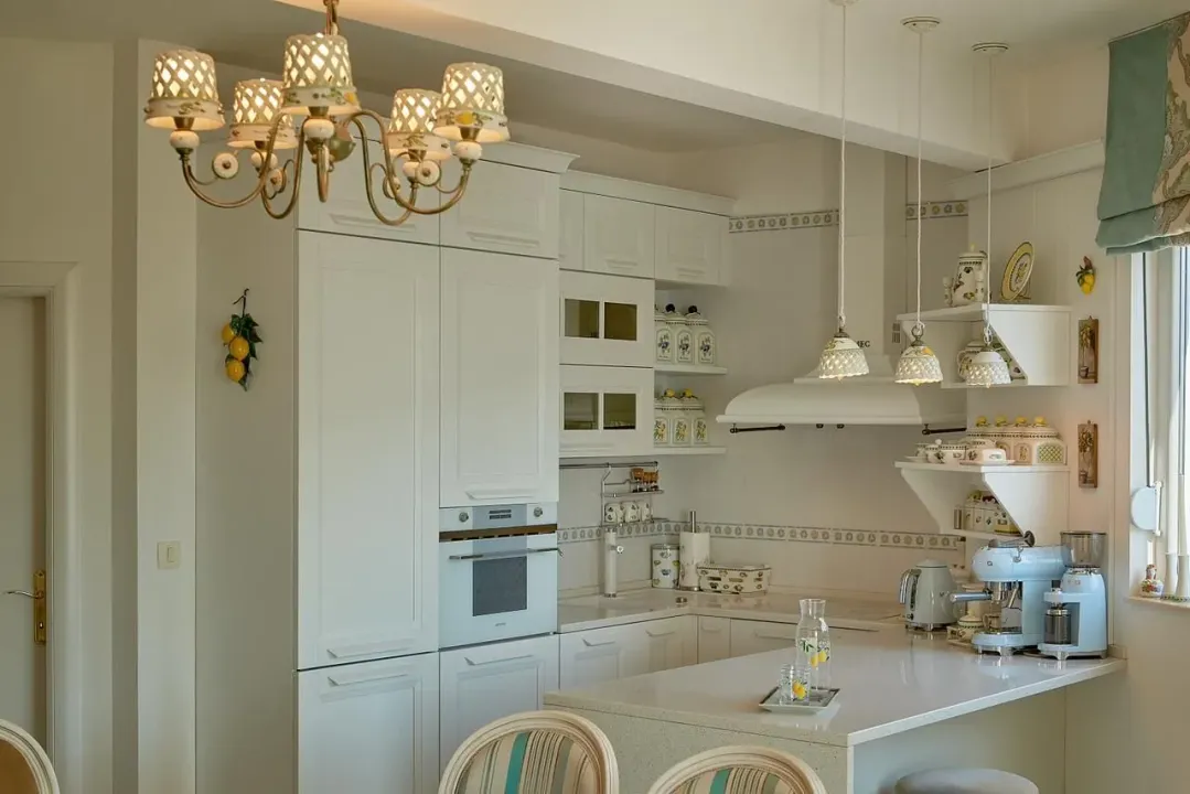 Sale, four bedroom apartment, 150m², Bečići, Budva