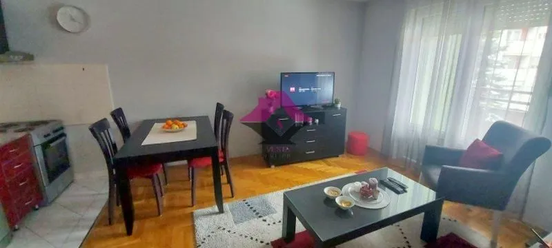 Izdavanje, trosoban stan, 55m², Grbavica, Novi Sad Sve Podlokacije