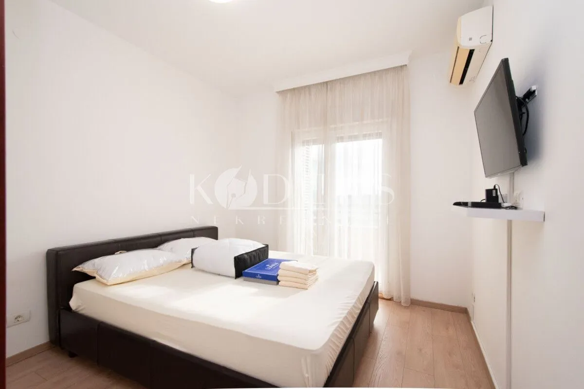 Izdavanje, dvosoban stan, 75m², City Kvart, Podgorica