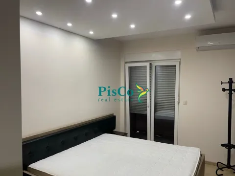 Izdavanje, trosoban stan, 100m², City Kvart, Podgorica - image 9