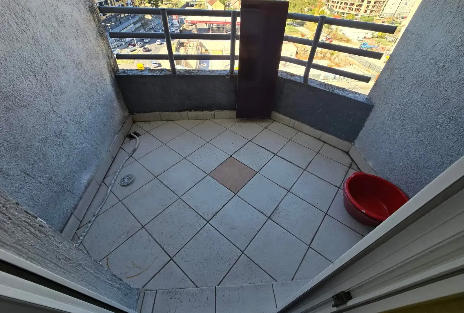 Izdavanje, jednosoban stan, 48m², Stari Aerodrom, Podgorica