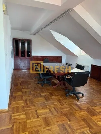 Rent, office space, 140m², Centar, Podgorica